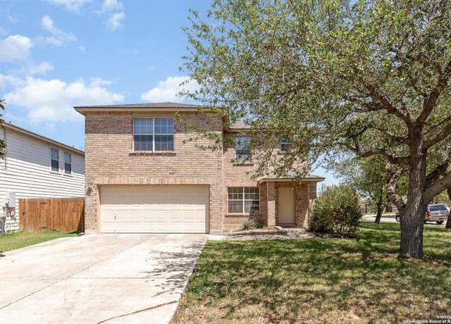 Property at 649 San Augustine Blvd, New Braunfels, TX 78132, 3 beds, 2.5 baths