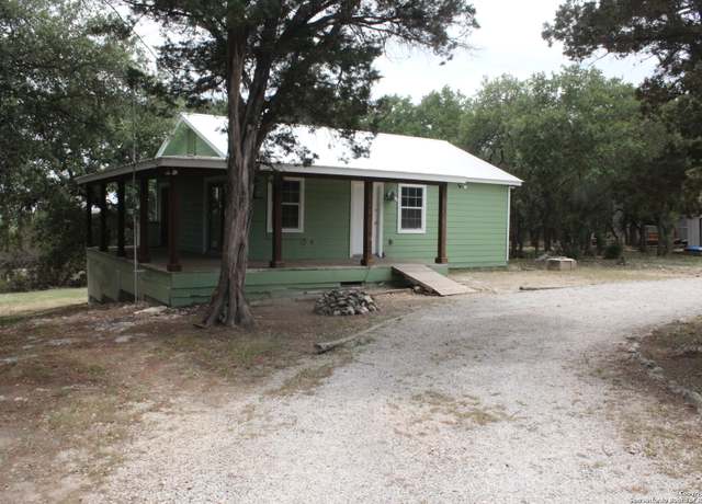 Property at 1352 Linda, Canyon Lake, TX 78133, 4 beds, 2 baths