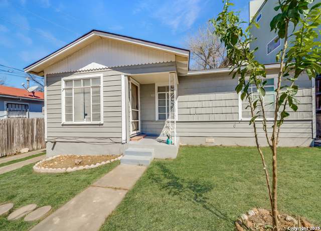 Property at 621 Fulton Ave, San Antonio, TX 78212, 3 beds, 1 bath