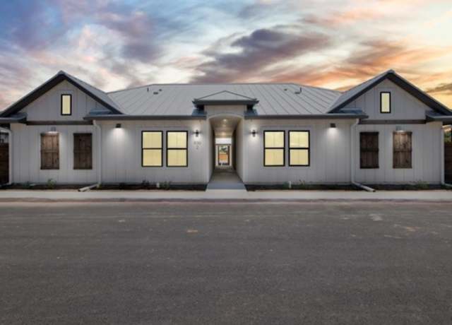 Property at 930 S Eagle St #104, Fredericksburg, TX 78624, 1 bed, 1 bath