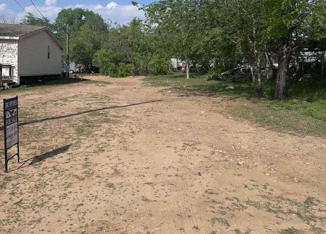 Property at 516 Bartlett, Natalia, TX 78059