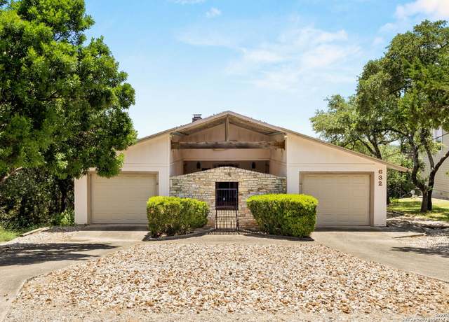 Property at 632 Lake Forrest, Canyon Lake, TX 78133, 3 beds, 2 baths