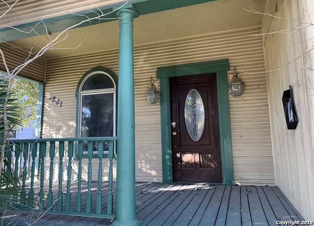 Property at 1241 Santa Monica, San Antonio, TX 78201, 2 beds, 2 baths