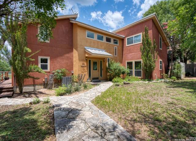Property at 696 Faurie Rd, Lakehills, TX 78063, 3 beds, 2 baths