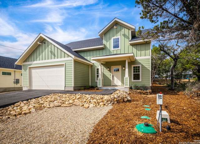 Property at 1672 Hillcrest Frst, Canyon Lake, TX 78133, 3 beds, 2.5 baths