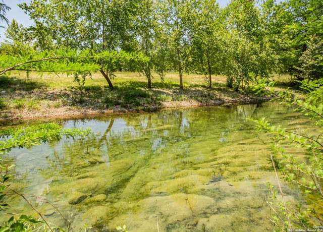 Property at 101 Betty Dr, Bandera, TX 78803