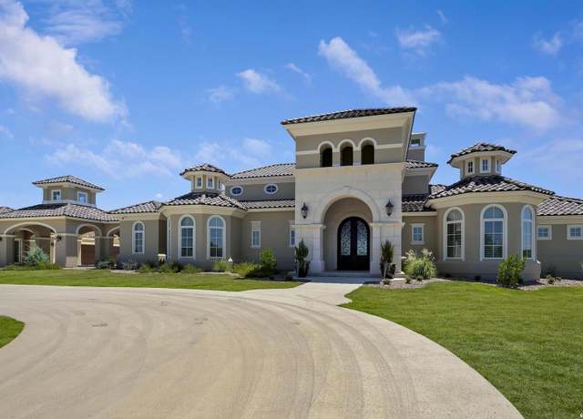Property at 11420 Montell Pt, Boerne, TX 78006, 4 beds, 4 baths