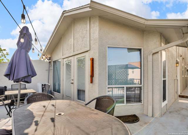 Property at 730 E Mather St Unit I301, New Braunfels, TX 78130-4343, 2 beds, 2 baths