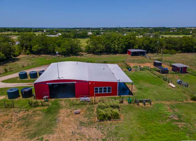Property at 1380 Railroad St, Maxwell, TX 78656, 3 beds, 2 baths