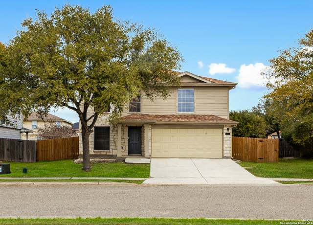 Property at 352 Solitaire Path, New Braunfels, TX 78130, 4 beds, 2.5 baths