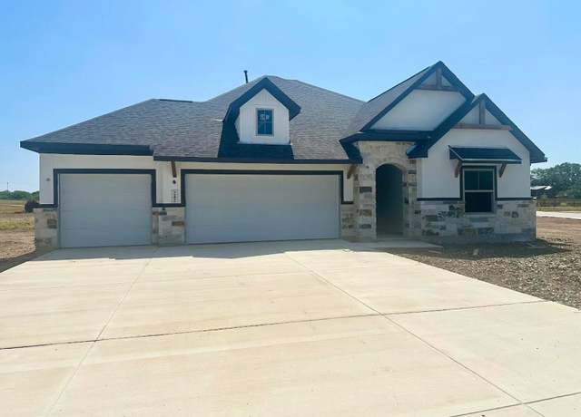 Property at 242 Janice Ave, Castroville, TX 78009, 4 beds, 3 baths