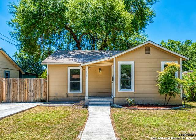 Property at 2122 Wildwood, San Antonio, TX 78201, 2 beds, 1 bath