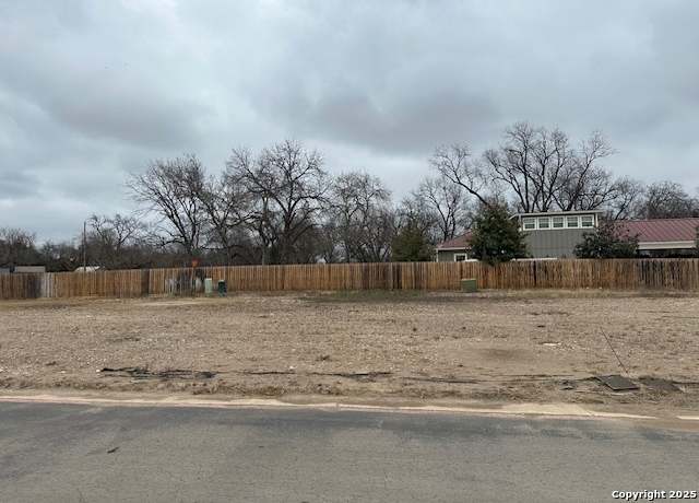 Property at 121 Sutton Place-lot16, Uvalde, TX 78801