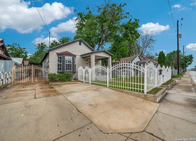 Property at 712 Theo, San Antonio, TX 78225, 3 beds, 2 baths