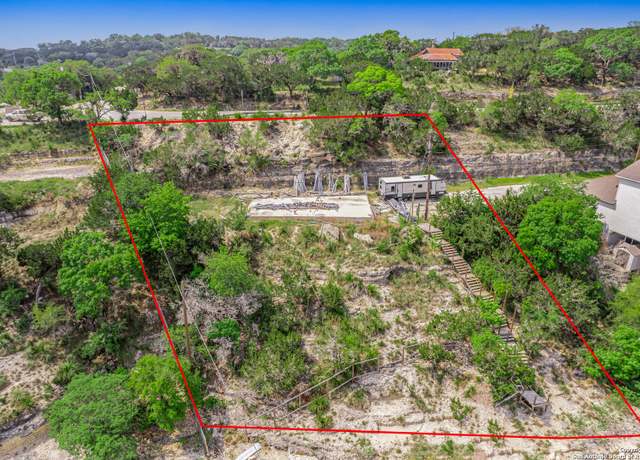 Property at 273 Plum Cove Rd, Lakehills, TX 78063
