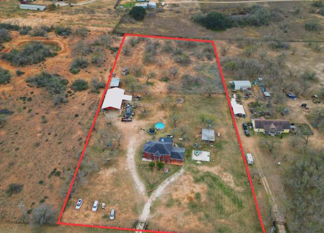 Property at 5980 Smith Rd, Von Ormy, TX 78073, 5 beds, 4.5 baths