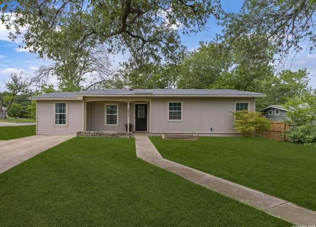 Property at 3023 Greenacres Dr, San Antonio, TX 78230, 3 beds, 1.5 baths