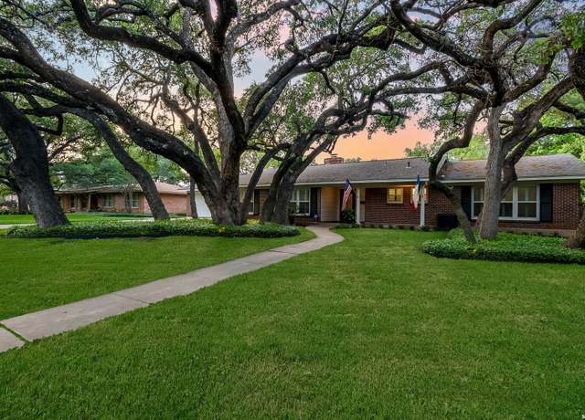 Property at 511 Country Ln, San Antonio, TX 78209, 4 beds, 3 baths
