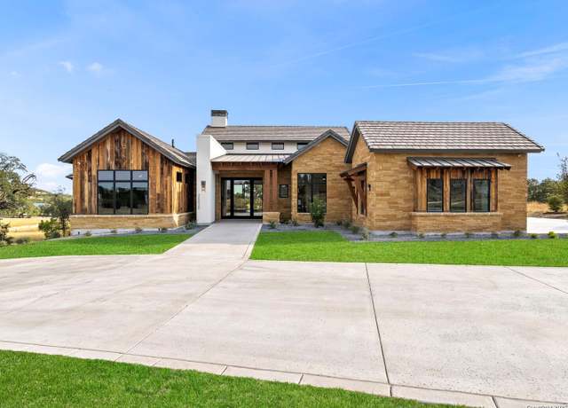 Property at 26020 Cotaco Crk, Boerne, TX 78006, 4 beds, 4.5 baths