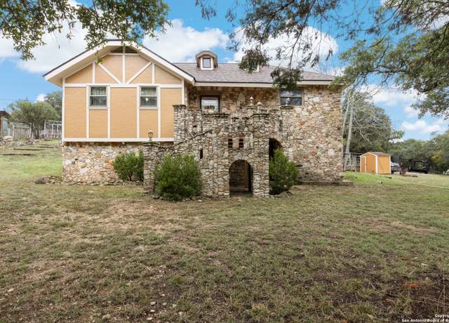 Property at 1414 Desert Gold, Boerne, TX 78006-5983, 2 beds, 1.5 baths