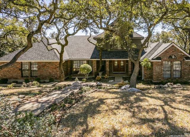 Property at 29323 Grand Coteau Dr, Boerne, TX 78015-4586, 4 beds, 3 baths