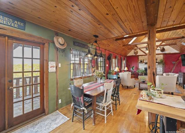 Property at 110 W Apacheria Pass, Comfort, TX 78013, 3 beds, 3 baths