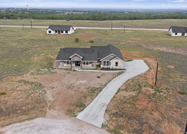 Property at 104 Hidden Path, Floresville, TX 78114, 3 beds, 2.5 baths