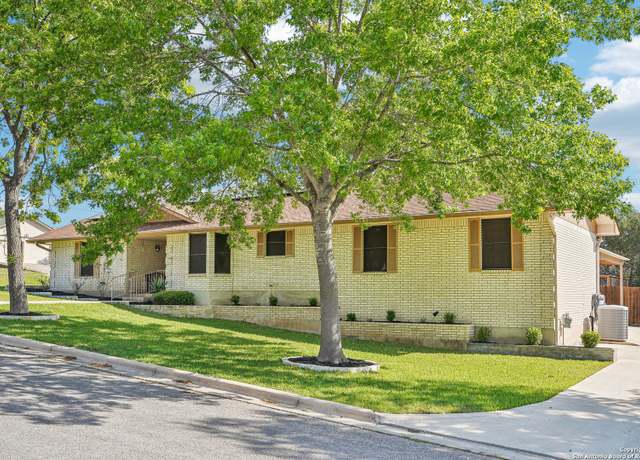 Property at 430 Marymont Dr, New Braunfels, TX 78130, 4 beds, 2 baths