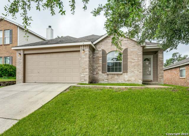 Property at 1818 Vinca Mnr, San Antonio, TX 78260, 3 beds, 2 baths