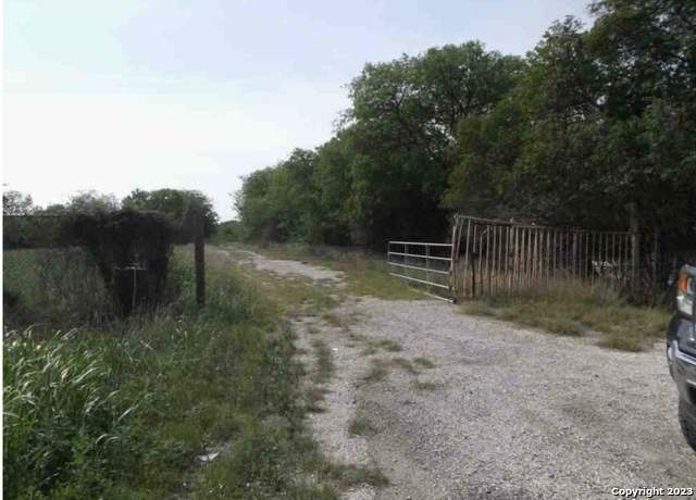 Property at 10359/10405 Poteet Jourdanton Fwy, San Antonio, TX 78224