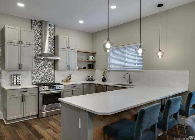 Property at 403 Queen Anne Ct, San Antonio, TX 78209, 4 beds, 2.5 baths
