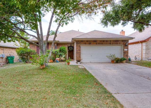 Property at 17112 Jigsaw Pathway, Round Rock, TX 78664, 4 beds, 2 baths