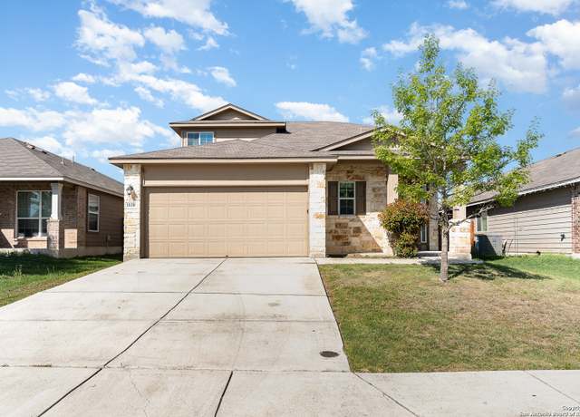 Property at 1030 Lauren St, New Braunfels, TX 78130, 4 beds, 2.5 baths