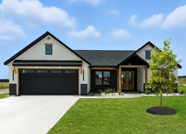 Property at 129 Merion, La Vernia, TX 78121, 3 beds, 2 baths