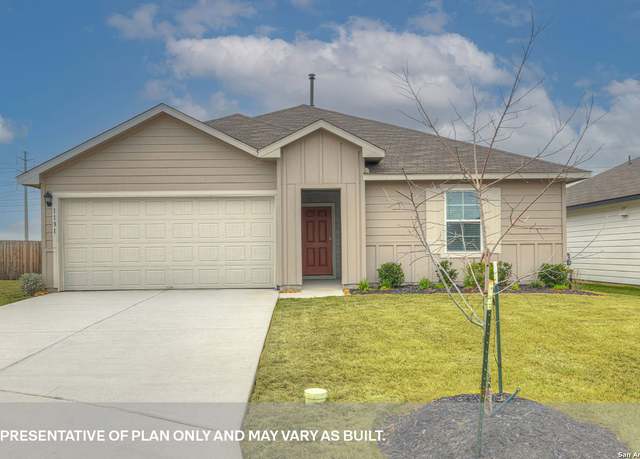 Property at 1129 Argonne Frst, Seguin, TX 78155, 3 beds, 2 baths