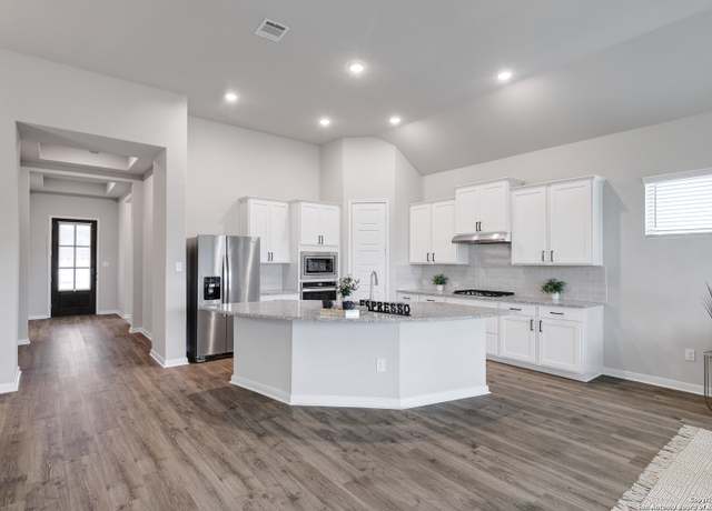 Property at 513 Foxbrook, Cibolo, TX 78108, 3 beds, 2 baths