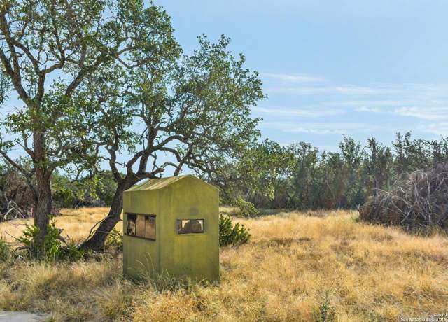 Property at 001 Tasiwoo Pvt Rd, Harper, TX 78631
