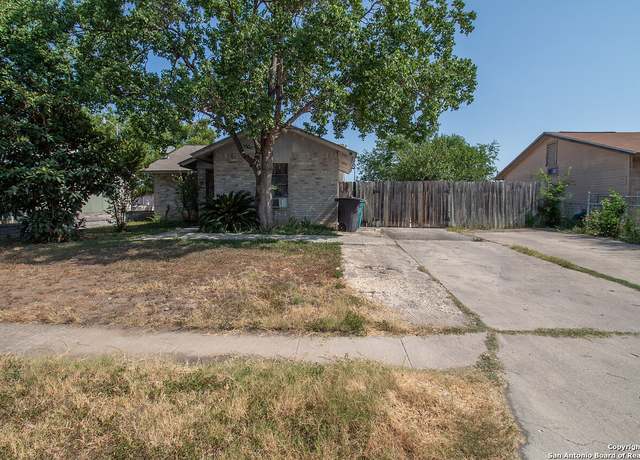 Property at 2611 Patron, San Antonio, TX 78224, 3 beds, 2 baths