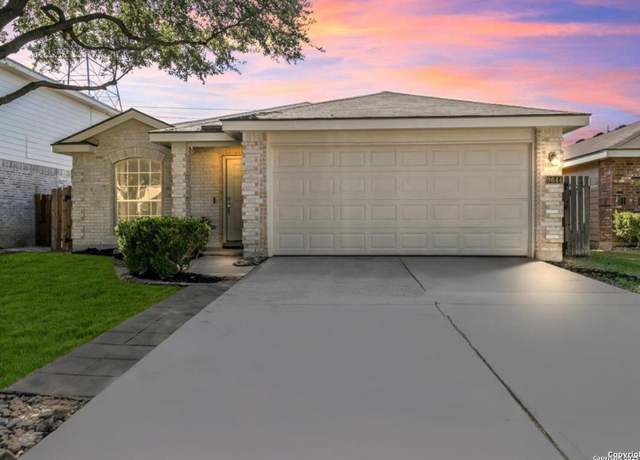 Property at 9644 Dawn Trl, San Antonio, TX 78254, 3 beds, 2 baths