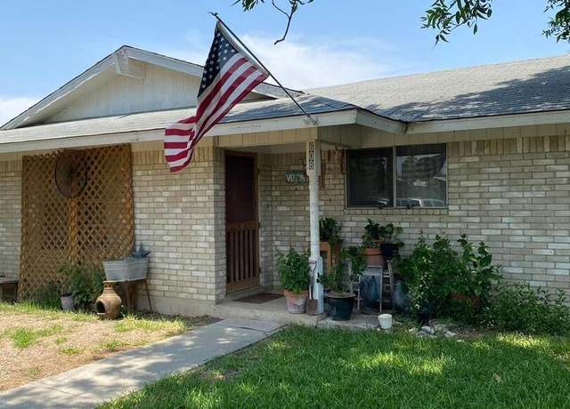 Property at 608 E Daniel, Uvalde, TX 78801, 3 beds, 2 baths