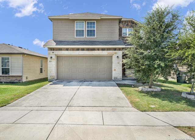Property at 225 Texas Thistle, New Braunfels, TX 78130, 4 beds, 3 baths