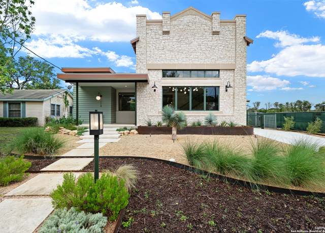 Property at 110 Second St, Boerne, TX 78006-2943, 3 beds, 3.5 baths