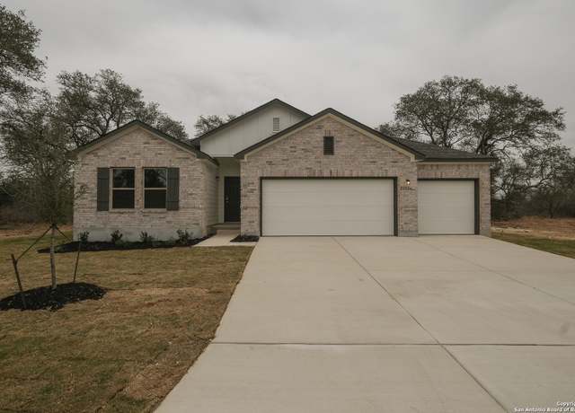 Property at 22224 Jordans Pl, San Antonio, TX 78264, 3 beds, 2 baths