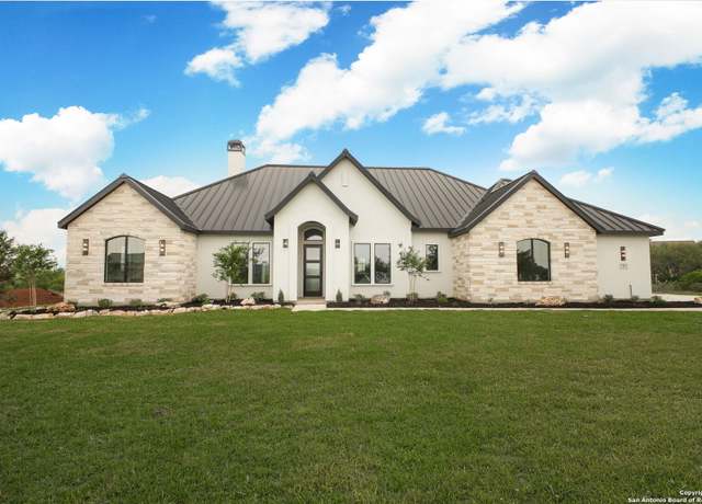 Property at 1123 Vintage Way, New Braunfels, TX 78132, 4 beds, 3.5 baths
