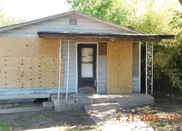 Property at 3822 Morales, San Antonio, TX 78237, 3 beds, 2 baths