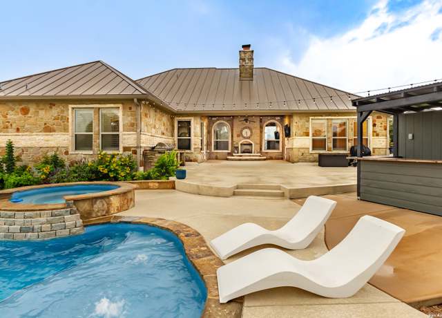 Property at 1154 Sapling Spg, New Braunfels, TX 78132, 3 beds, 2.5 baths