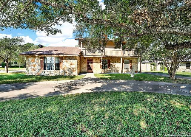 Property at 603 N Rachel St, Falls City, TX 78113, 4 beds, 2.5 baths