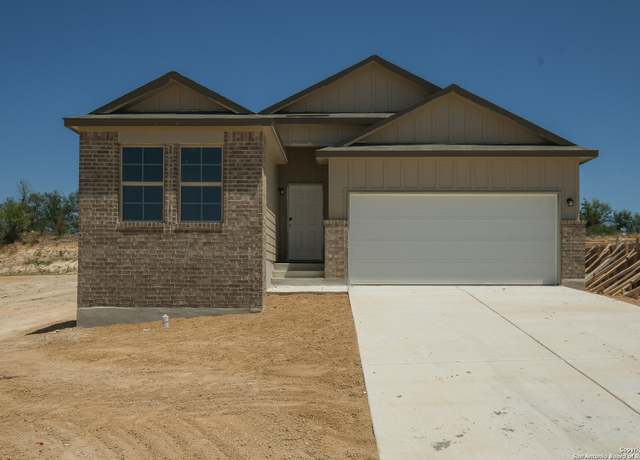 Property at 5039 Agave Blue Ln, San Antonio, TX 78222, 3 beds, 2 baths