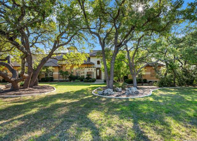 Property at 24 Champions Way, San Antonio, TX 78258, 4 beds, 4 baths