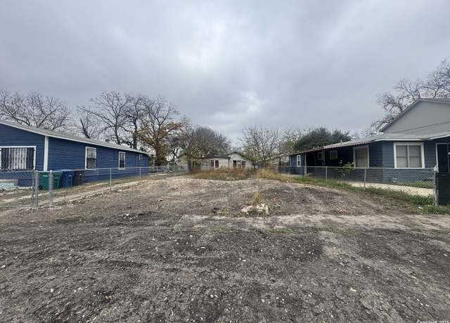 Property at 522 Torreon St, San Antonio, TX 78207-5453